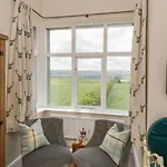 Westonby * Γουίτμπι